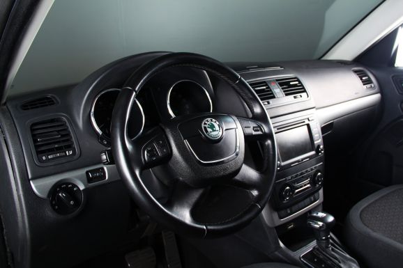 Skoda Yeti, 1.2 л, Робот, 2013 фото 9