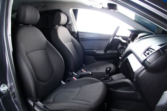 Kia Rio, 1.6 л, АТ, 2015 фото 2