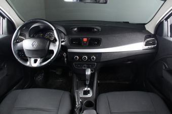 Renault Fluence, 1.6 л, АКПП, 2011 фото 11