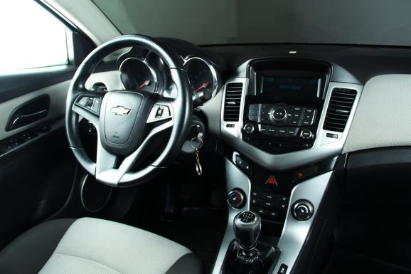 Chevrolet Cruze, 1.8 л, МТ, 2012 фото 12