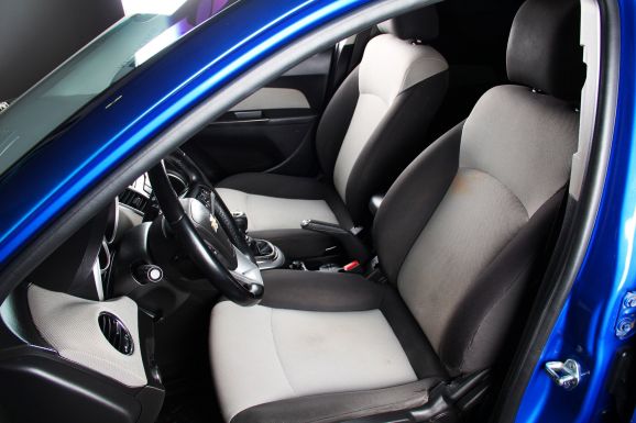 Chevrolet Cruze, 1.8 л, МТ, 2010 фото 8