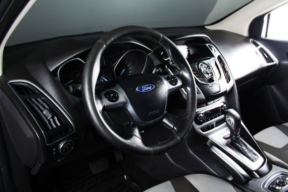 Ford Focus, 2.0 л, Робот, 2014 фото 9