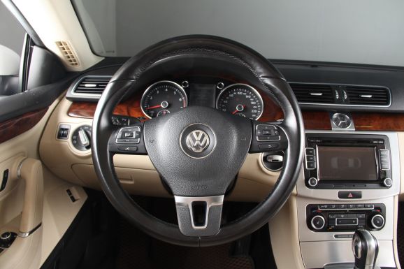 Volkswagen Passat CC, 1.8 л, Робот, 2010 фото 11