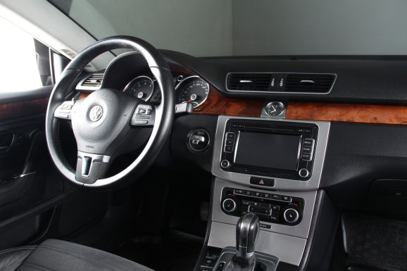 Volkswagen Passat CC, 1.8 л, Робот, 2011 фото 12