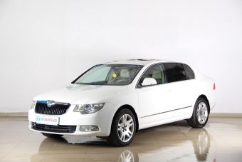 Skoda Superb, 1.8 л, АКПП, 2011 фото 3