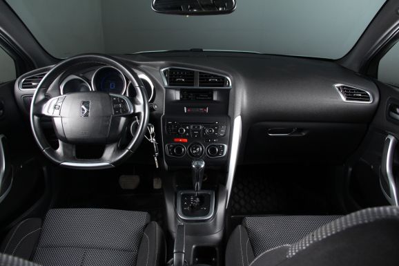 Citroen DS4, 1.6 л, АТ, 2012 фото 11