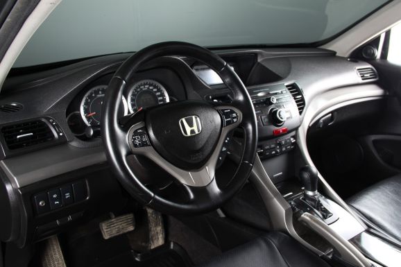 Honda Accord, 2.4 л, АТ, 2010 фото 8