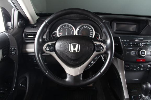 Honda Accord, 2.4 л, АТ, 2010 фото 10