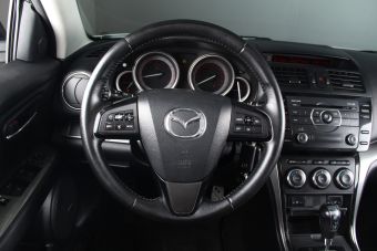 Mazda 6, 2.0 л, АКПП, 2012 фото 1