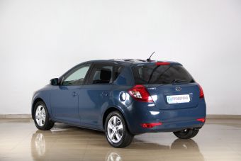 Kia Ceed, 1.6 л, АКПП, 2011 фото 6