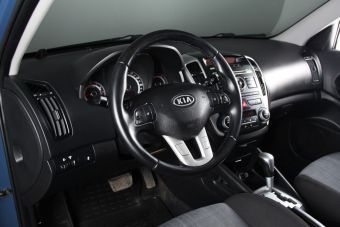 Kia Ceed, 1.6 л, АКПП, 2011 фото 9