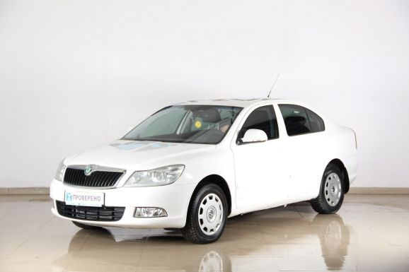 Skoda Octavia, 1.8 л, МТ, 2010 фото 3