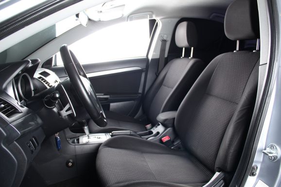 Mitsubishi Lancer, 1.8 л, Вариатор, 2009 фото 8