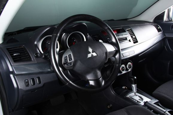 Mitsubishi Lancer, 1.8 л, Вариатор, 2009 фото 9