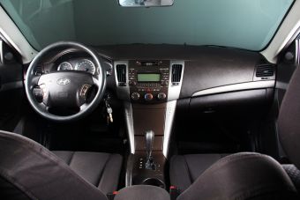 Hyundai Sonata, 2.0 л, АКПП, 2008 фото 9