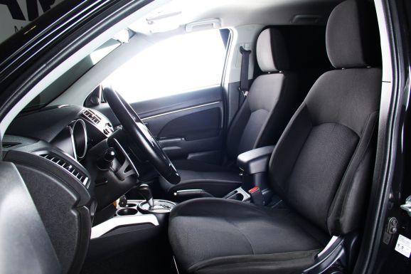 Mitsubishi ASX, 1.8 л, Вариатор, 2012 фото 8