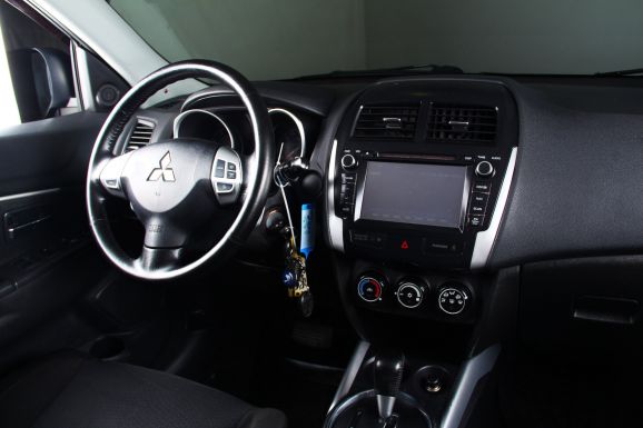 Mitsubishi ASX, 1.8 л, Вариатор, 2012 фото 12