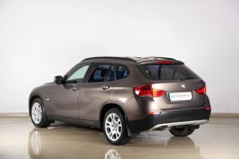 BMW X1, 2.0 л, АКПП, 2011 фото 6