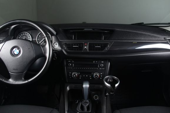 BMW X1, 2.0 л, АТ, 2011 фото 11