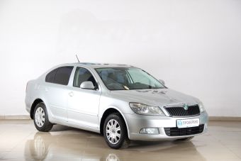 Skoda Octavia, 1.4 л, МКПП, 2012 фото 4