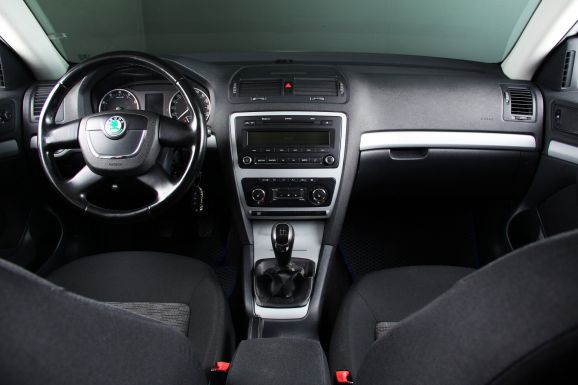 Skoda Octavia, 1.4 л, МТ, 2012 фото 10