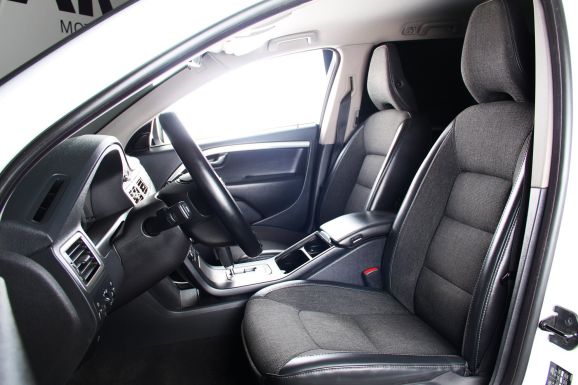 Volvo XC70, 2.0 л, АТ, 2011 фото 7