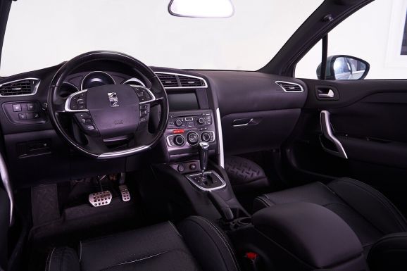 Citroen DS4, 1.6 л, АТ, 2014 фото 2