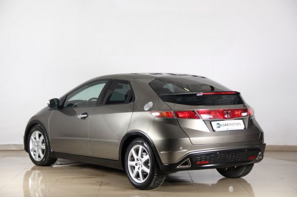 Honda Civic, 1.8 л, Робот, 2009 фото 6