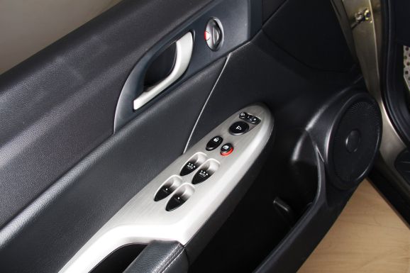 Honda Civic, 1.8 л, Робот, 2009 фото 7