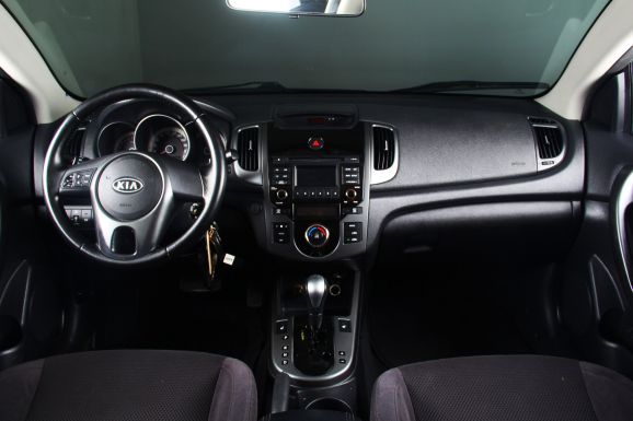 Kia Cerato, 1.6 л, АТ, 2010 фото 10