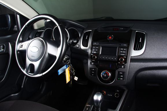 Kia Cerato, 1.6 л, АТ, 2010 фото 12