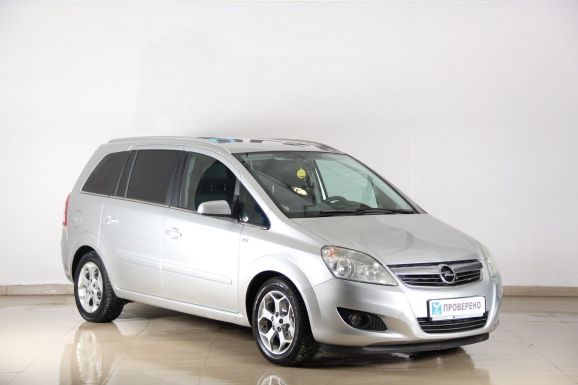 Opel Zafira, 1.8 л, Робот, 2011 фото 4