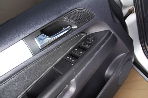 Opel Zafira, 1.8 л, Робот, 2011 фото 7