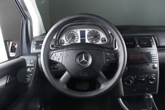 Mercedes-Benz B-Класс, 2.0 л, CVT, 2008 фото 11