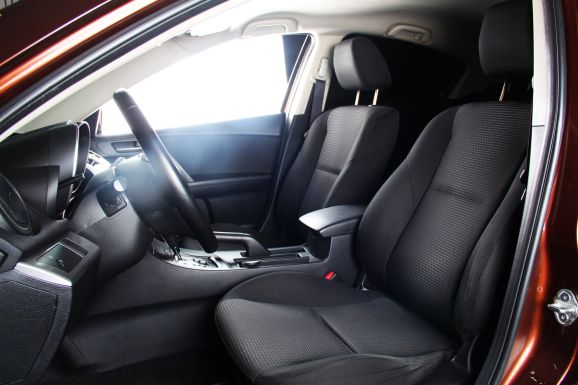 Mazda 3, 1.6 л, АТ, 2011 фото 8