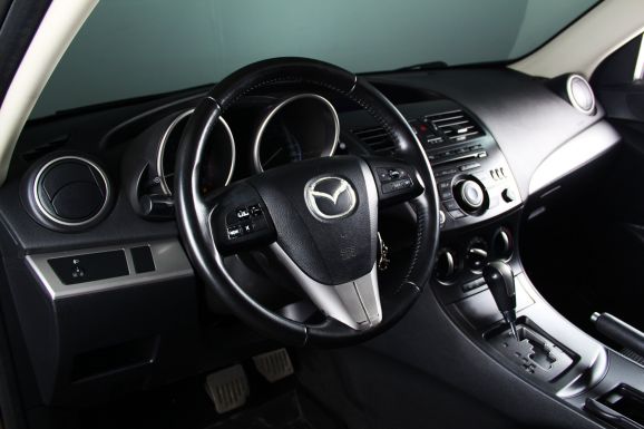 Mazda 3, 1.6 л, АТ, 2011 фото 9
