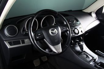 Mazda 3, 1.6 л, АКПП, 2011 фото 9