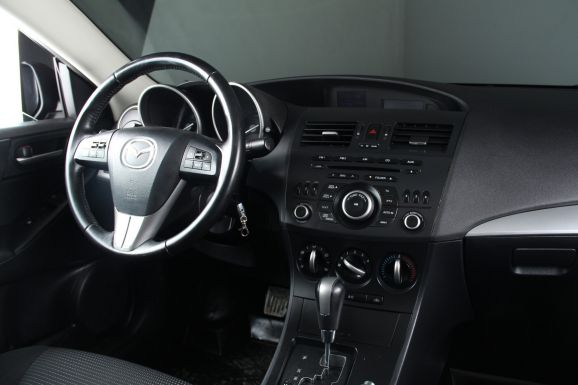 Mazda 3, 1.6 л, АТ, 2011 фото 12