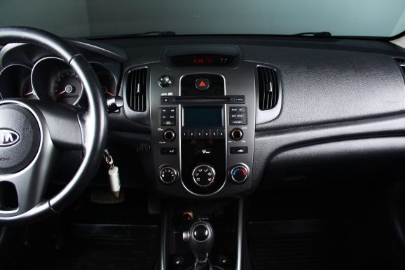 Kia Cerato, 1.6 л, АТ, 2011 фото 12