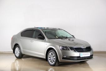 Skoda Octavia, 1.8 л, РКПП, 2018 фото 4