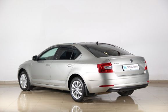 Skoda Octavia, 1.8 л, Робот, 2018 фото 5
