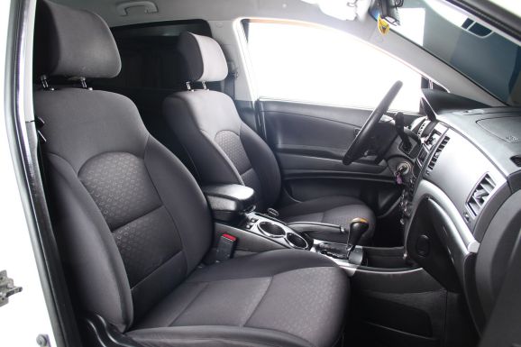 SsangYong Actyon, 2.0 л, АТ, 2012 фото 2