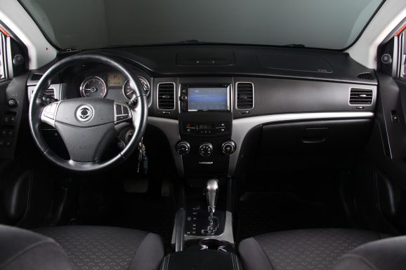 SsangYong Actyon, 2.0 л, АТ, 2011 фото 10