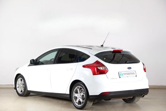 Ford Focus, 2.0 л, Робот, 2014 фото 6
