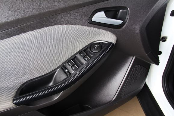 Ford Focus, 2.0 л, Робот, 2014 фото 7