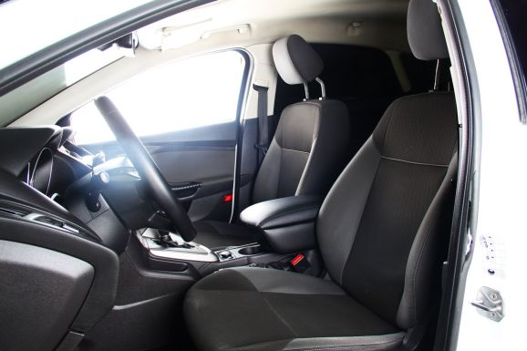 Ford Focus, 2.0 л, Робот, 2014 фото 8