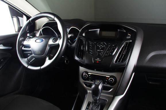 Ford Focus, 2.0 л, Робот, 2014 фото 12