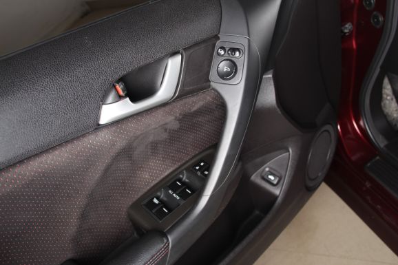 Honda Accord, 2.4 л, АТ, 2012 фото 7