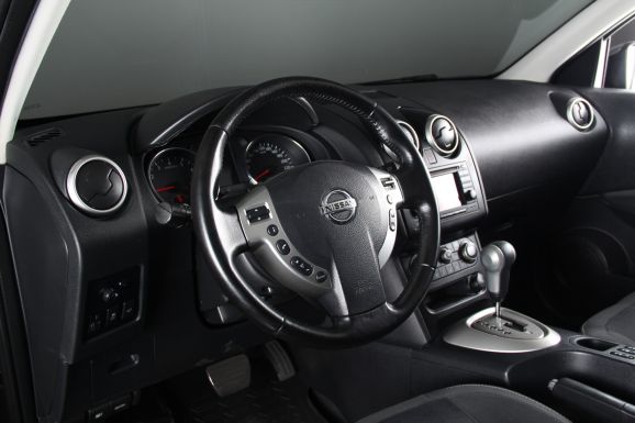 Nissan Qashqai, 2.0 л, Вариатор, 2013 фото 9