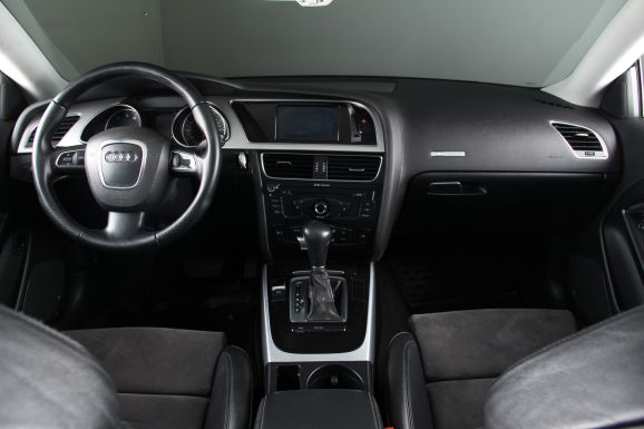 Audi A5 Базовая, 2.0 л, Вариатор, 2011 фото 9